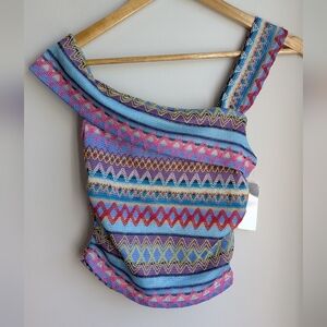 Georgia Paris Fox's Colorful Zigzag Patterned Top Side Shoulder Size S/M